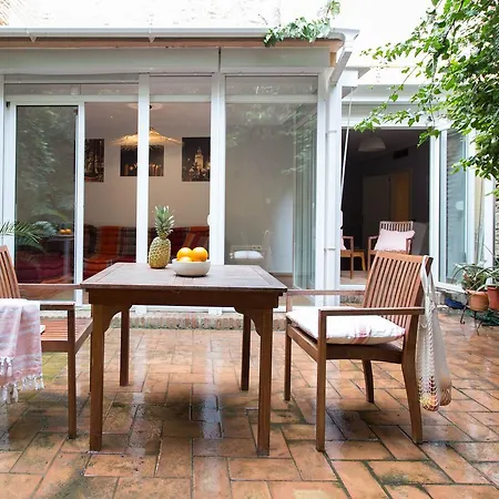 Svq - Patio Santa Cruz * Sevilla
